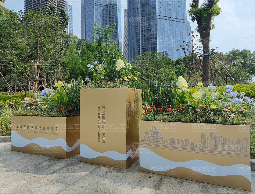 杭州亞運(yùn)會(huì)花箱潤(rùn)澤花箱