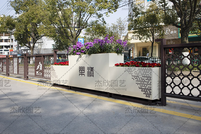 欄桿花箱怎么挑選？