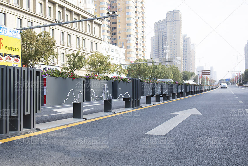 市政不銹鋼花箱質(zhì)量如何？